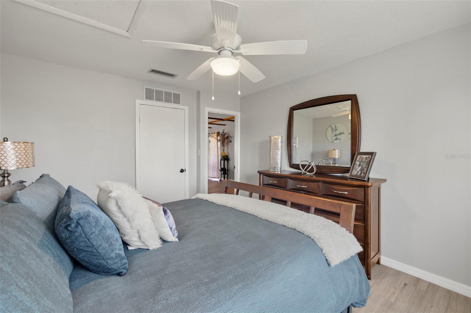 ARCADIA GRVS INC - Residential