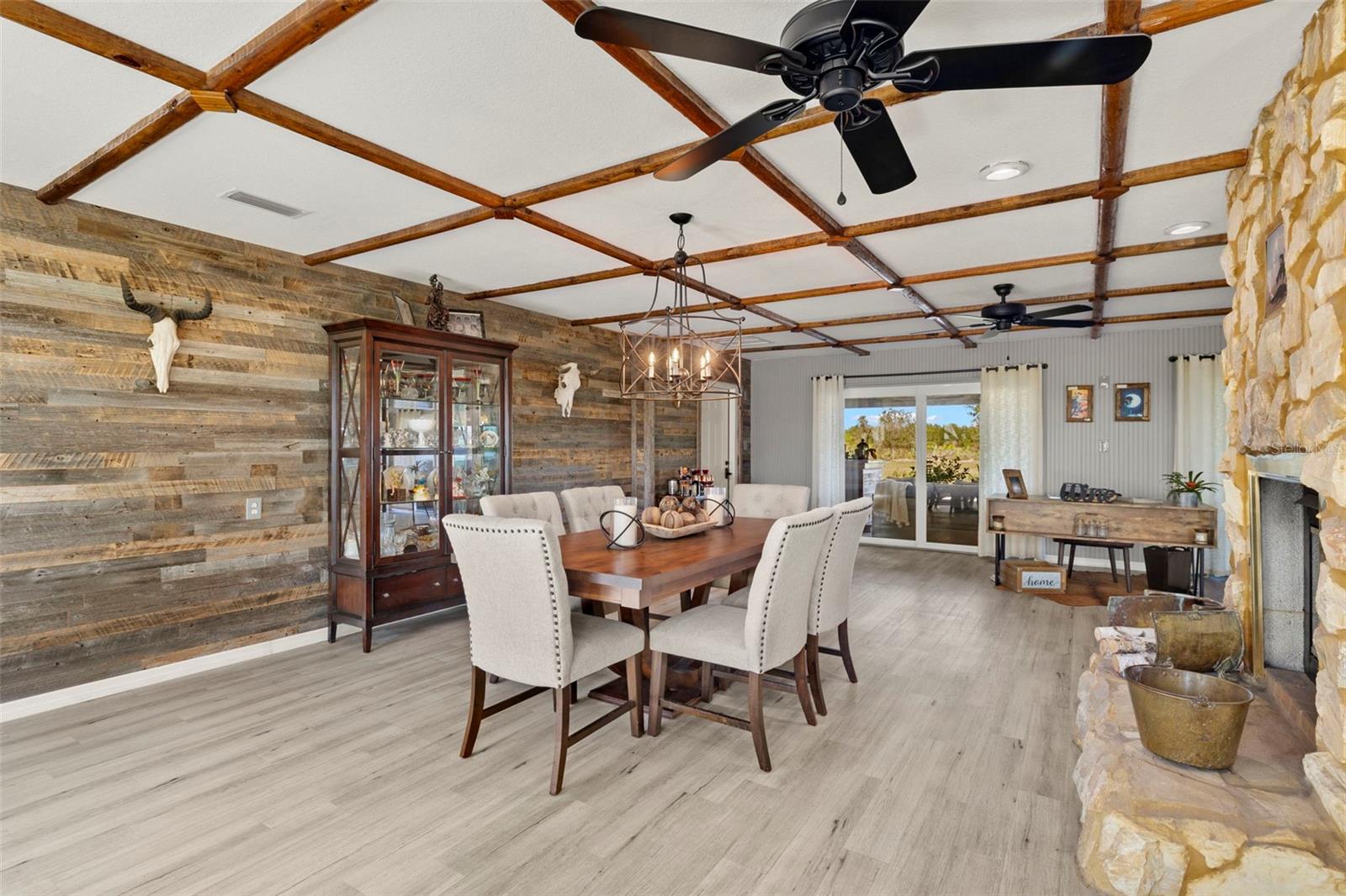 ARCADIA GRVS INC - Residential