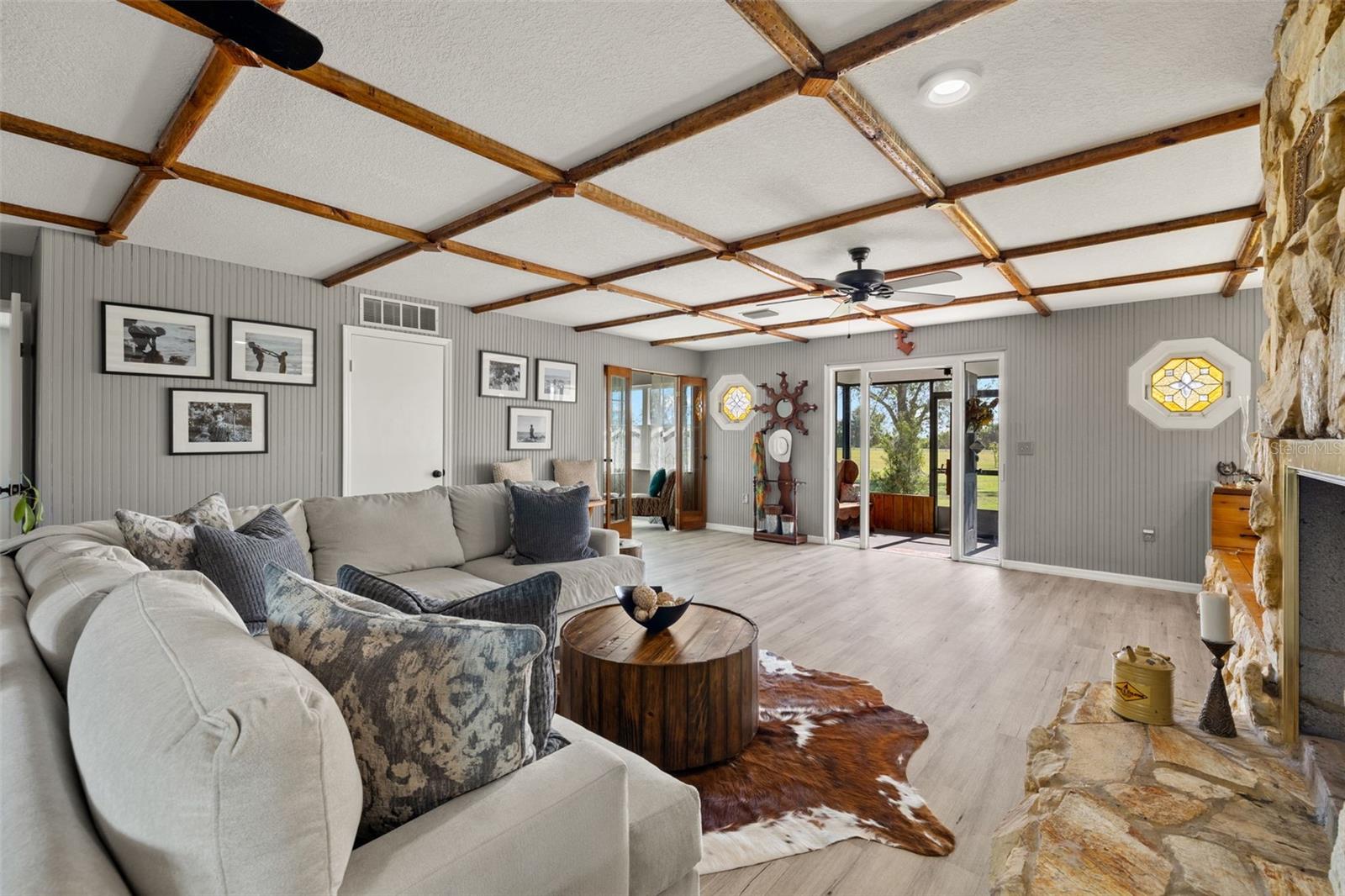 ARCADIA GRVS INC - Residential