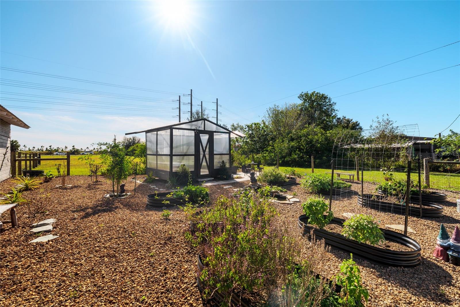 ARCADIA GRVS INC - Residential