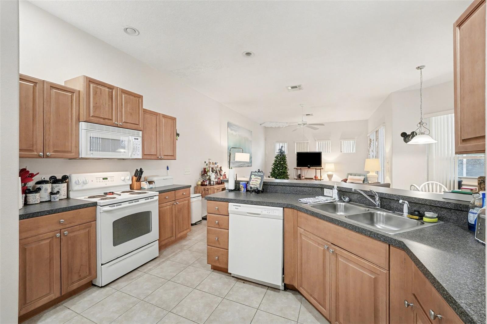 TUSCAN HILLS - Residential