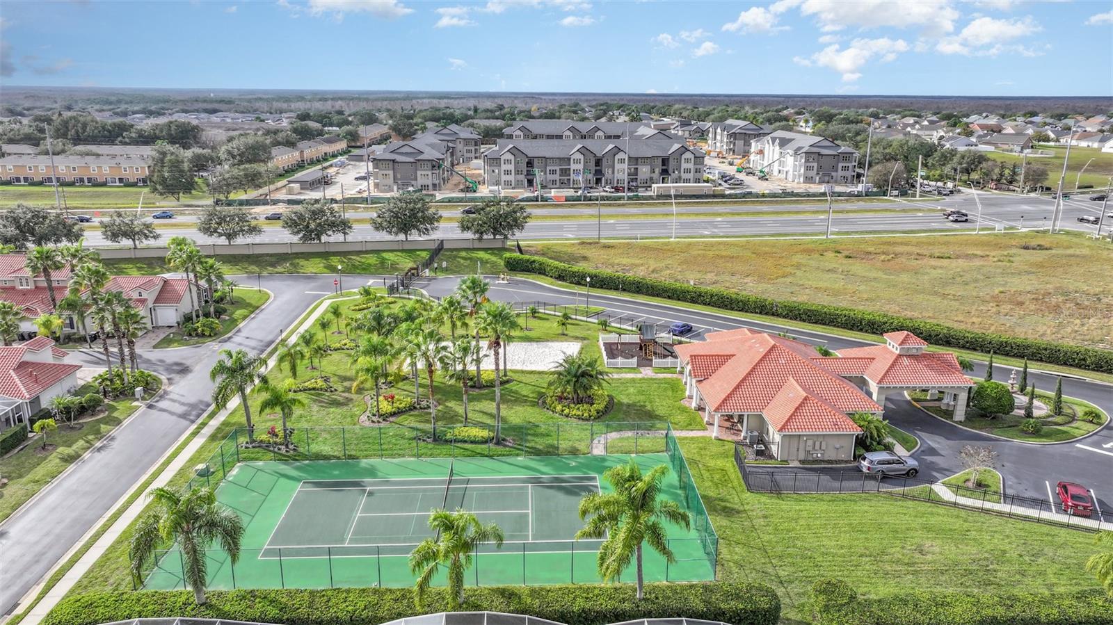 TUSCAN HILLS - Residential