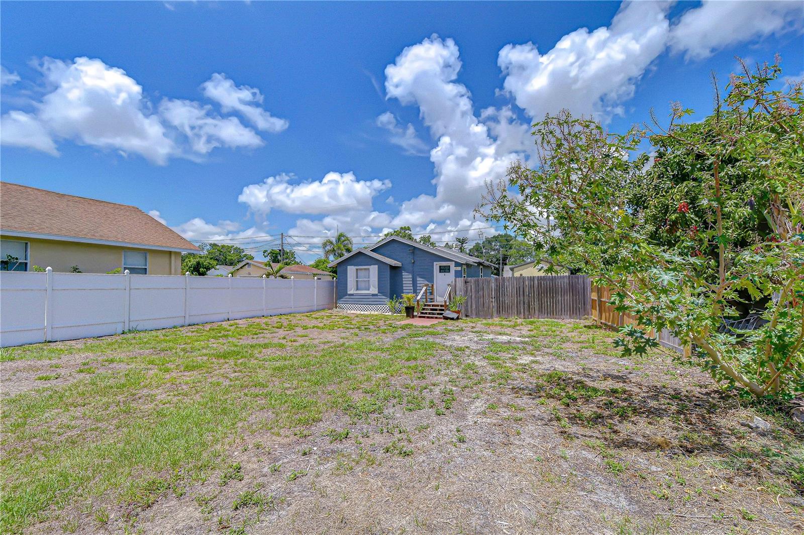ROMEO HEIGHTS - Residential
