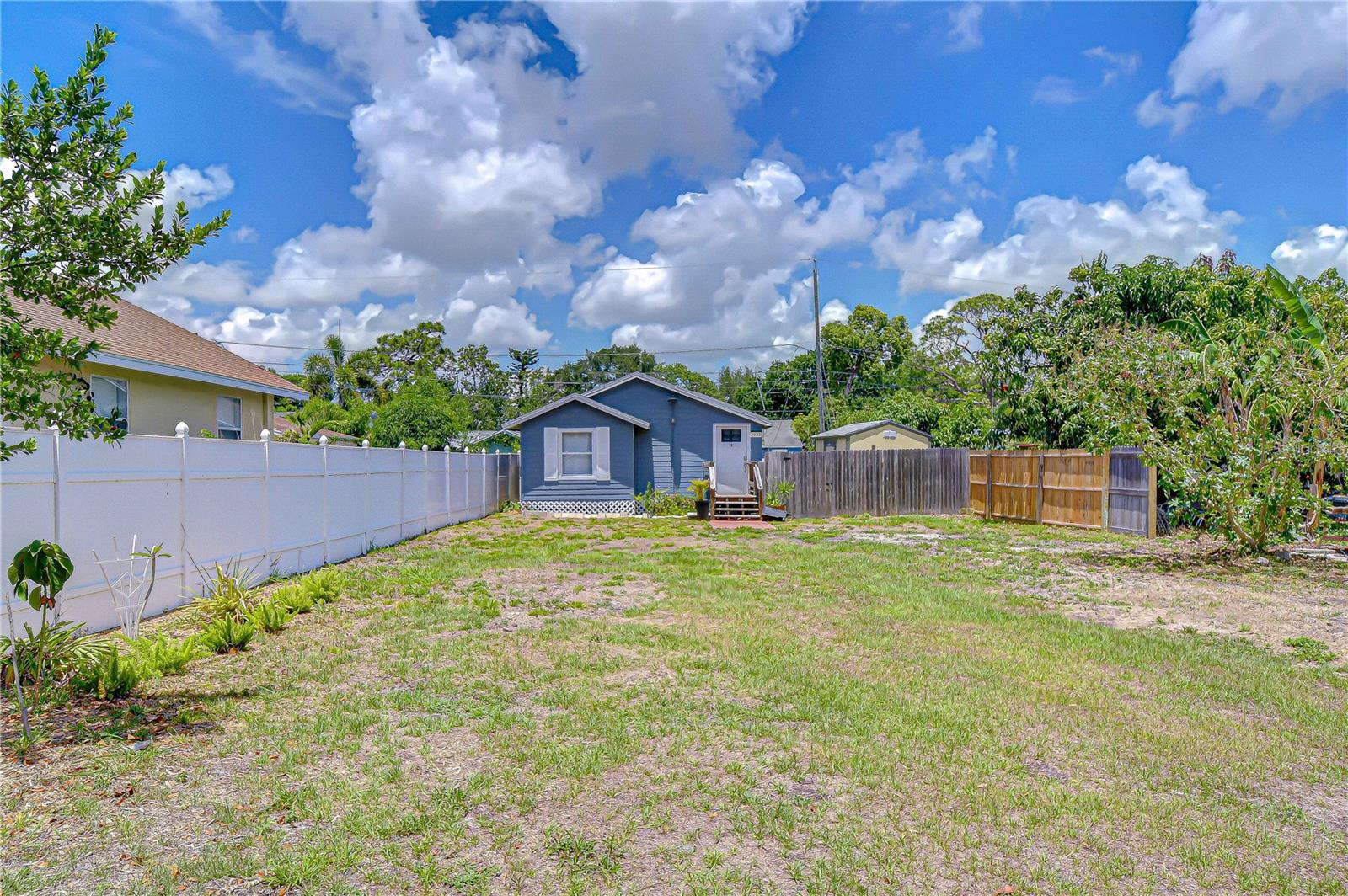ROMEO HEIGHTS - Residential