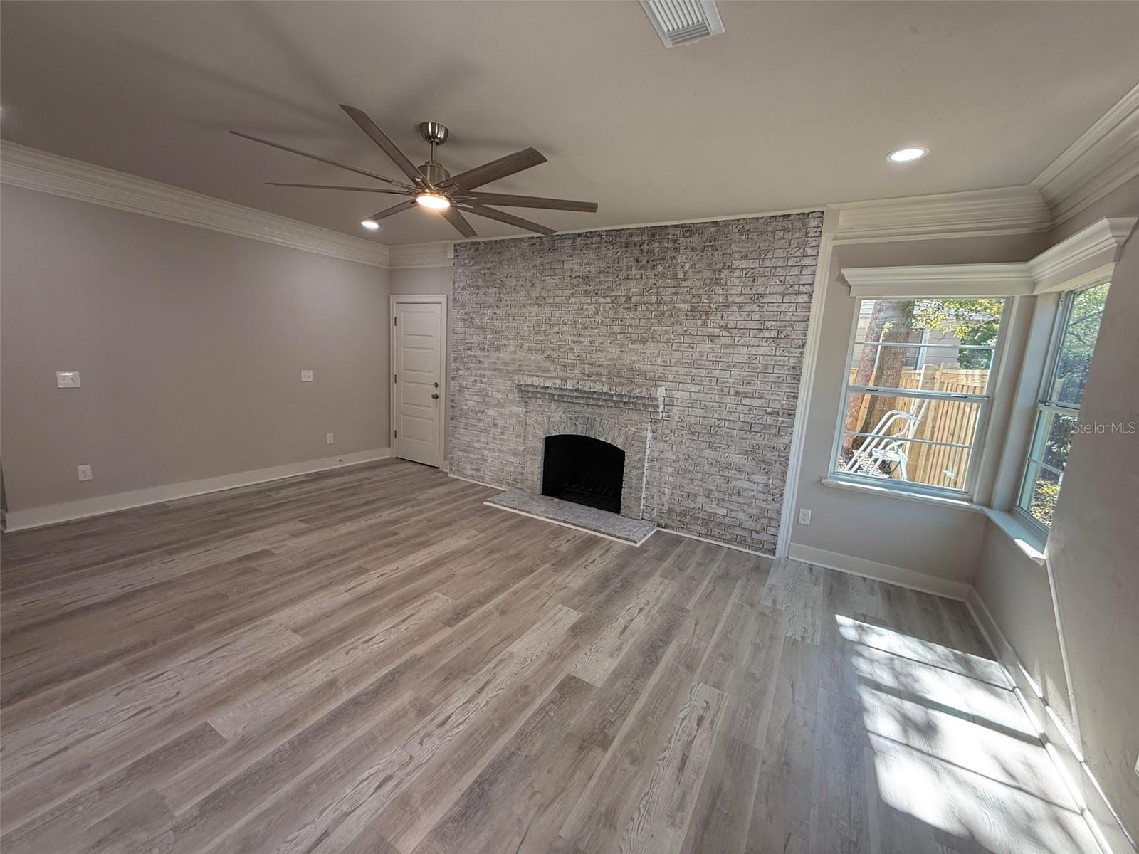 ELLIOT & LENGLE ADDN-HIGHLAND HEIGHTS - Residential