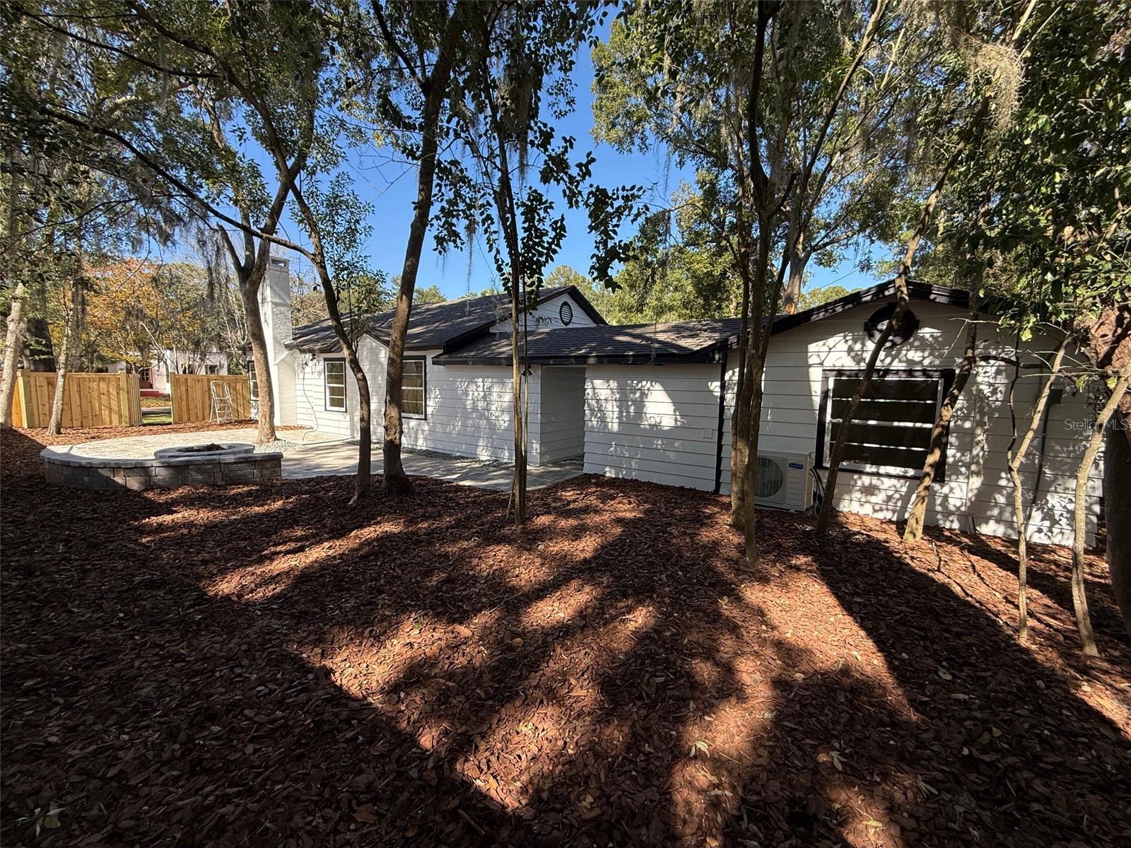 ELLIOT & LENGLE ADDN-HIGHLAND HEIGHTS - Residential