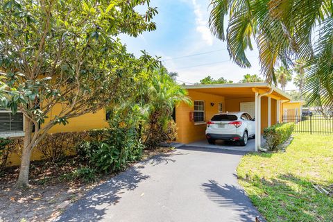 2272 RAEFORD ROAD A-3 ORLANDO FL 32806