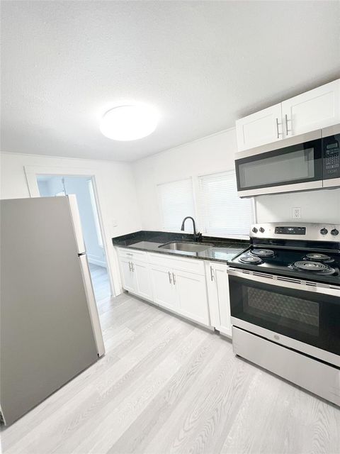 Tiny photo for 205 S Grove Street, Eustis, FL 32726 (MLS # O6367864)