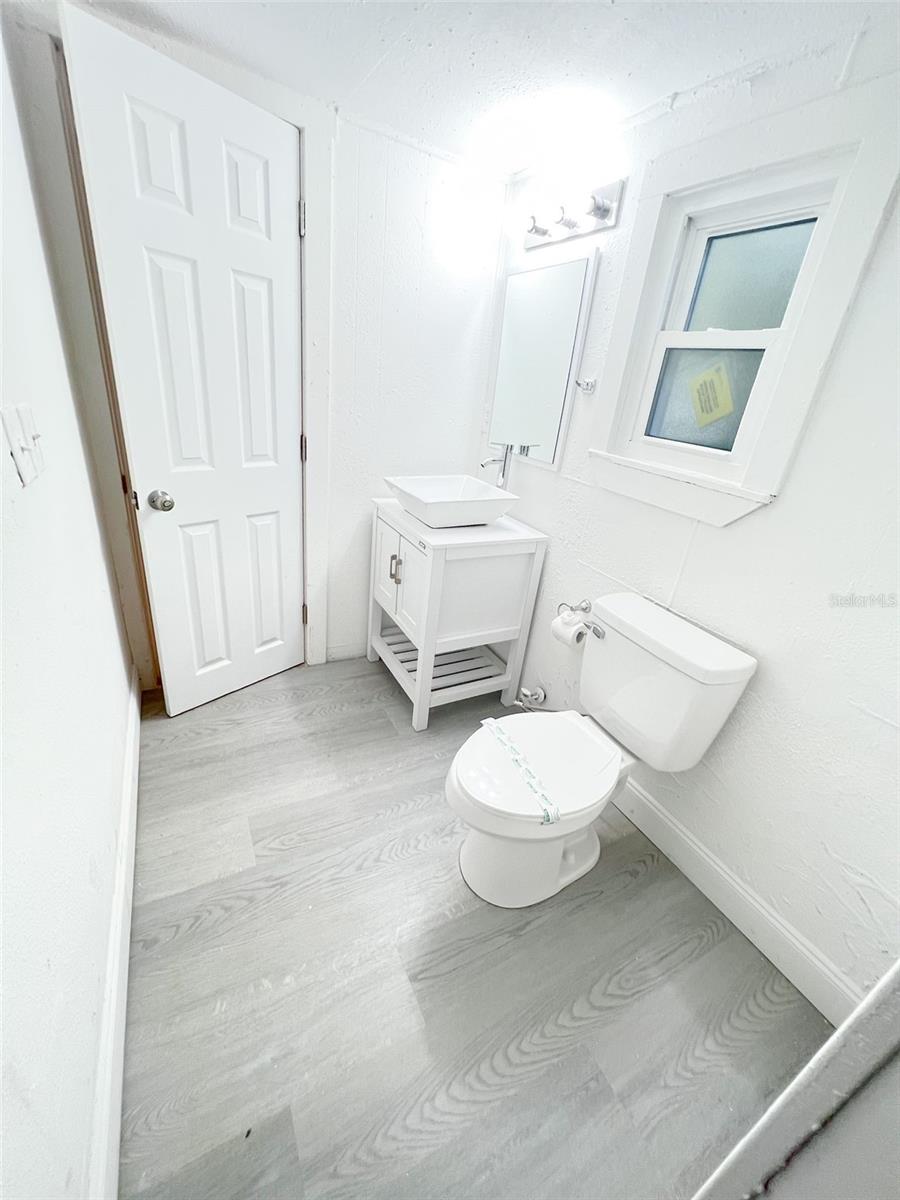 EUSTIS - Commercial Sale