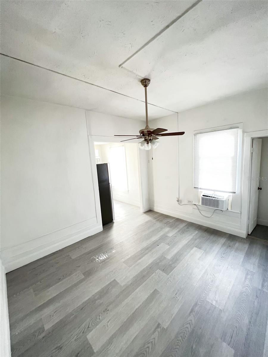 EUSTIS - Commercial Sale