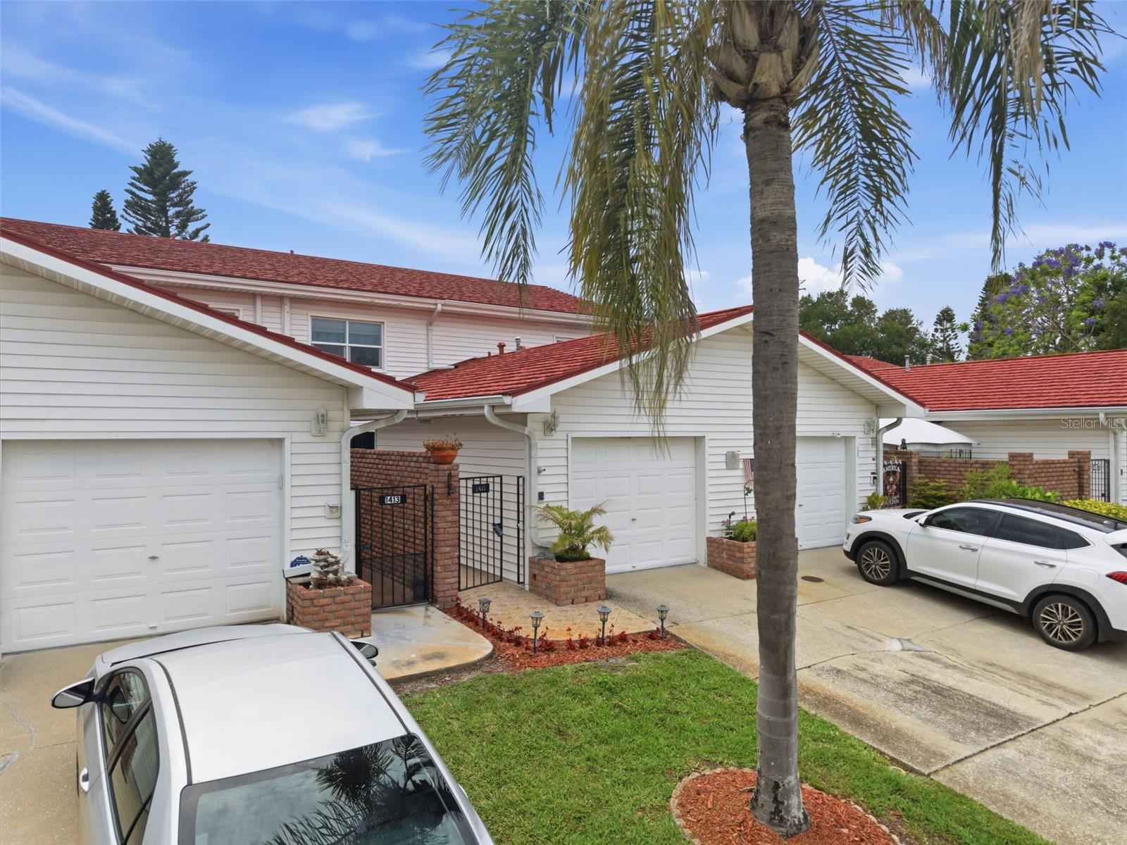 1411 WATER VIEW DRIVE W