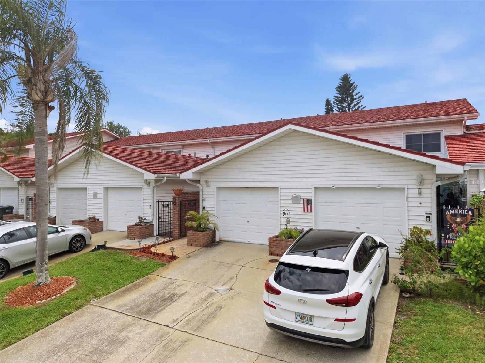 1411 WATER VIEW DRIVE W