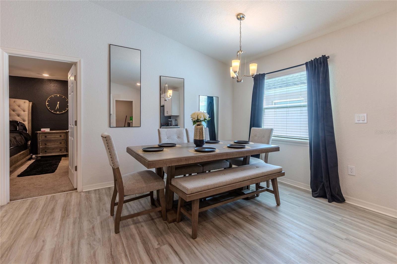 CHAPEL CRK VLGS 7 & 8 PH 1-3 - Residential