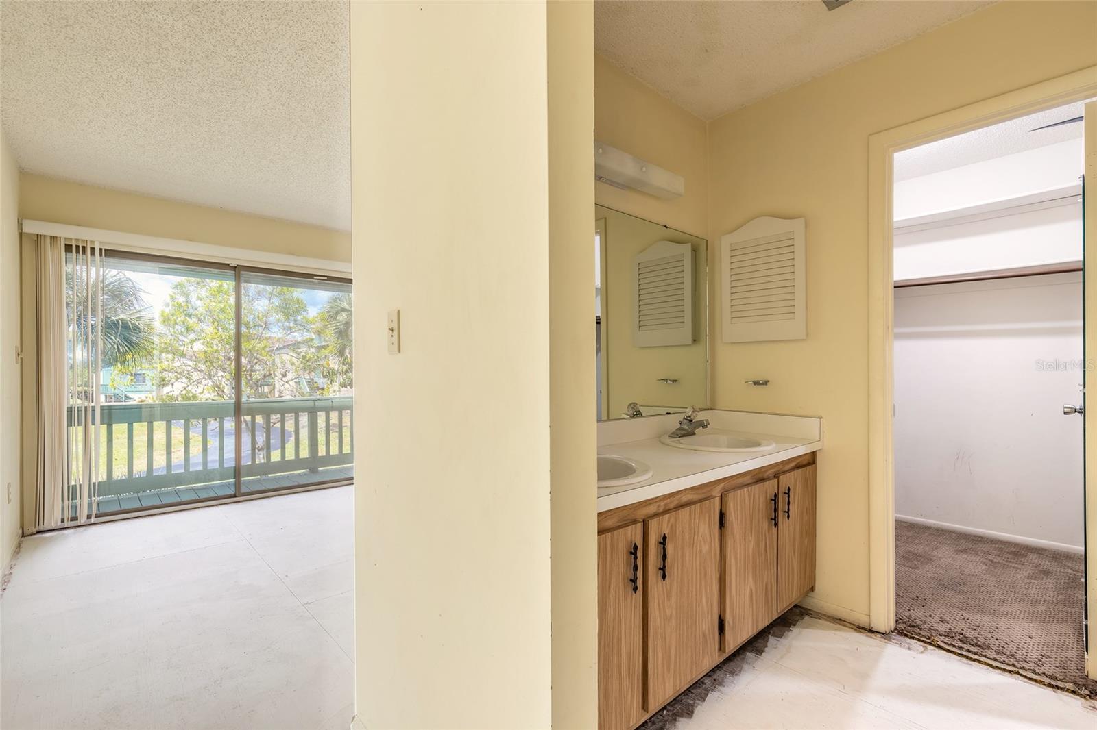 SUGAR MILL GOLF TWNHS CONDO - Residential