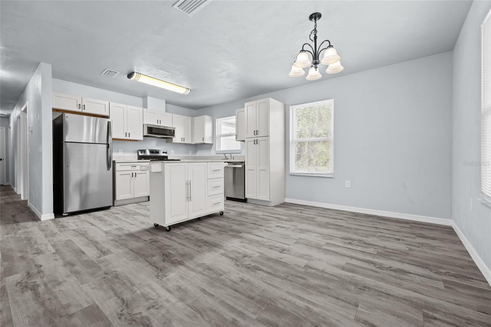 1118 NW 6TH PLACE