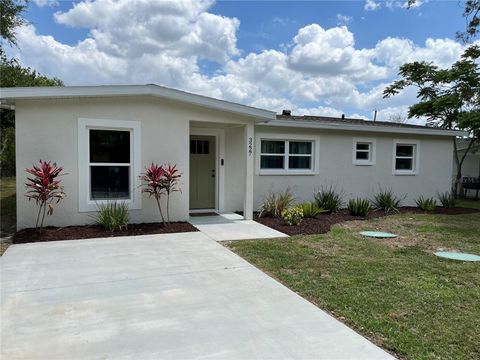3227 DECATUR AVENUE LAKELAND FL 33805