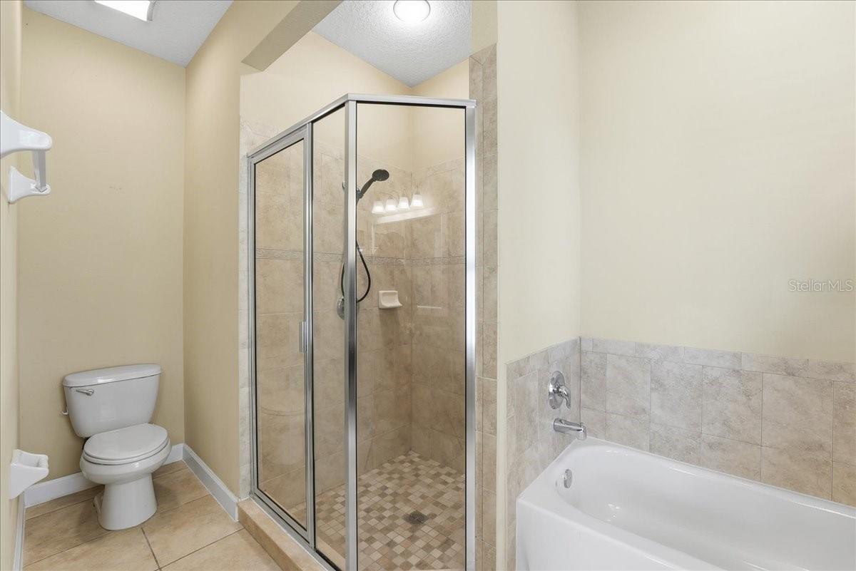 ACREAGE & UNREC - Residential Lease