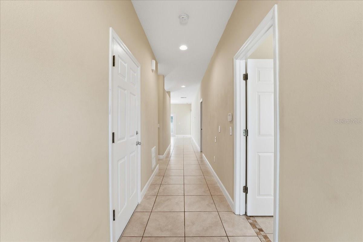 ACREAGE & UNREC - Residential Lease