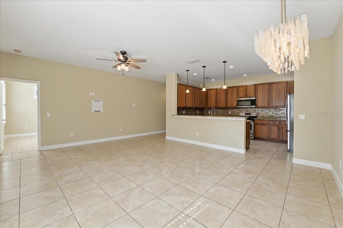 ACREAGE & UNREC - Residential Lease