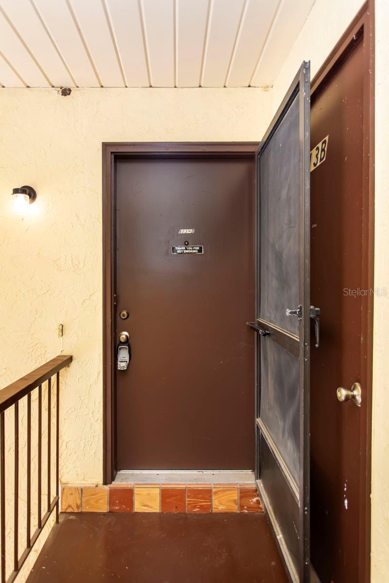 513 FAIRWAYS CIRCLE B