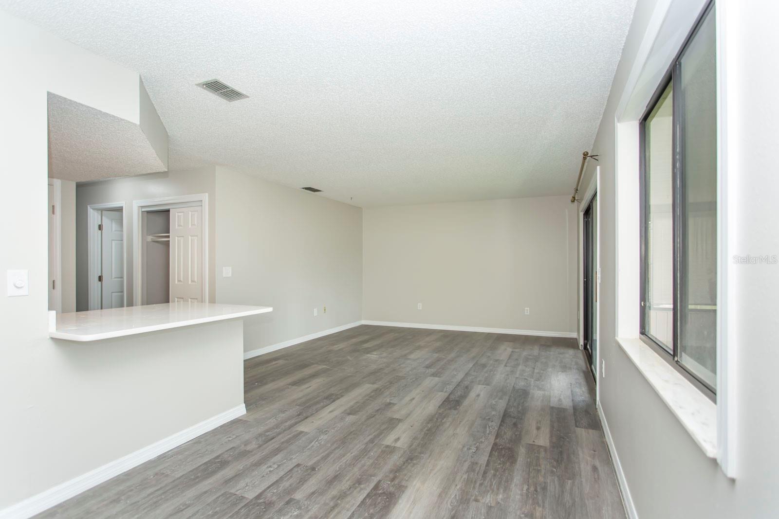 FAIRWAYS/SILVER SHORES CONDO 07 - Residential