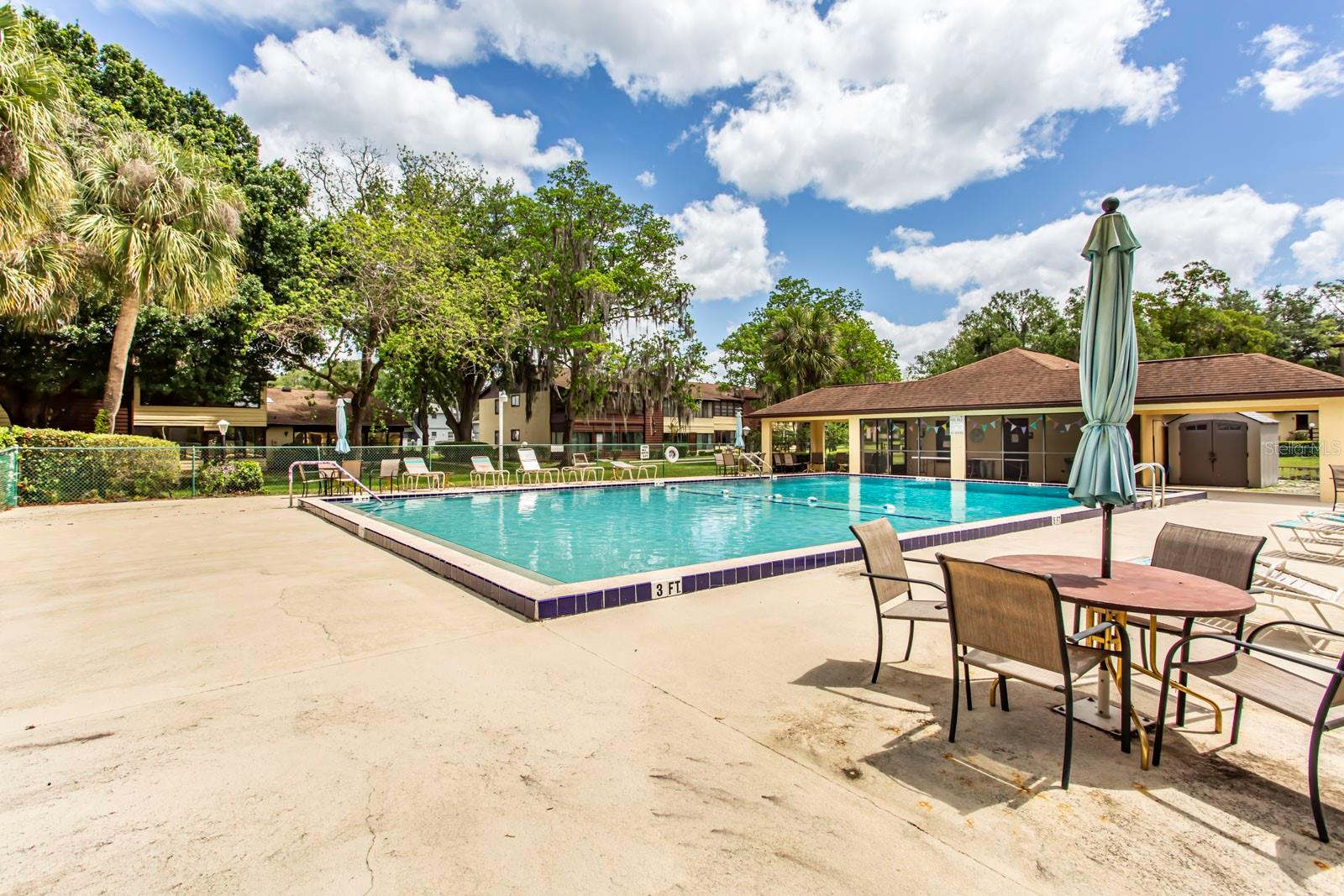 FAIRWAYS/SILVER SHORES CONDO 07 - Residential