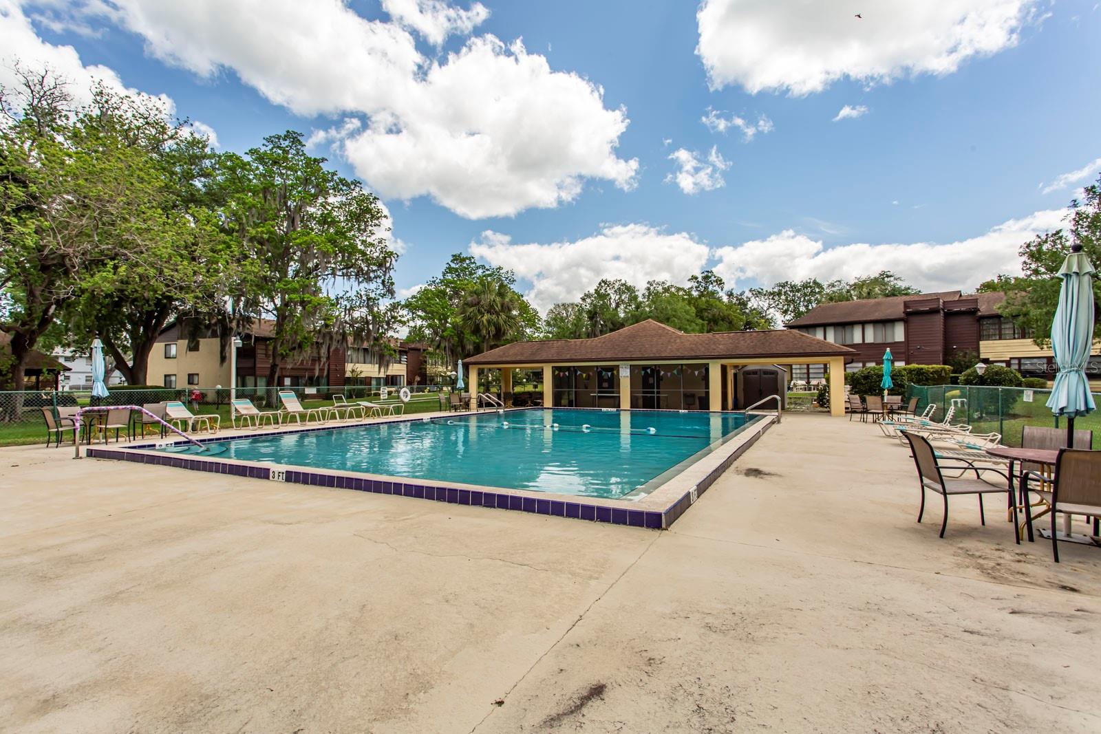 FAIRWAYS/SILVER SHORES CONDO 07 - Residential