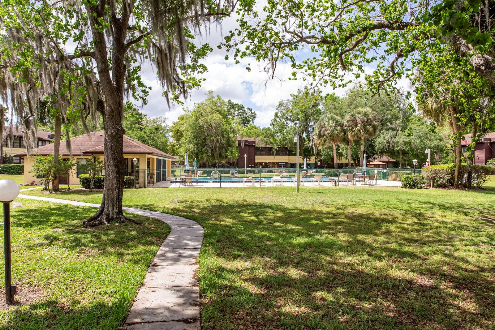 FAIRWAYS/SILVER SHORES CONDO 07 - Residential