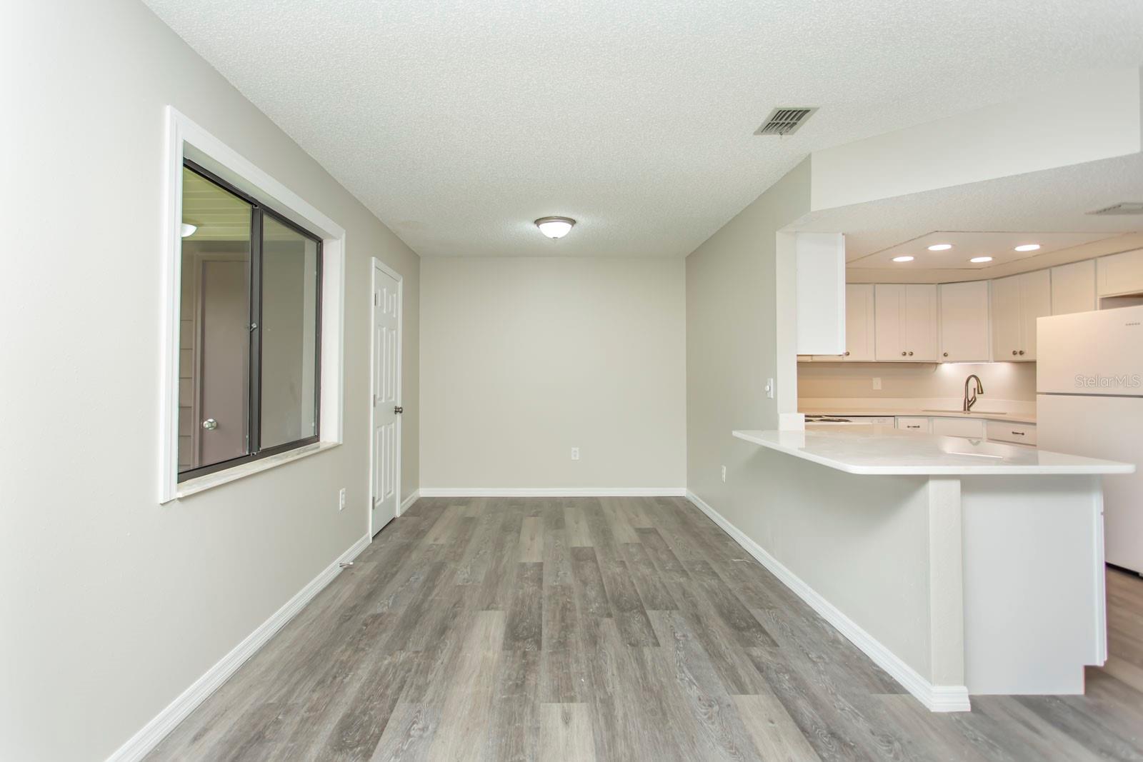 FAIRWAYS/SILVER SHORES CONDO 07 - Residential