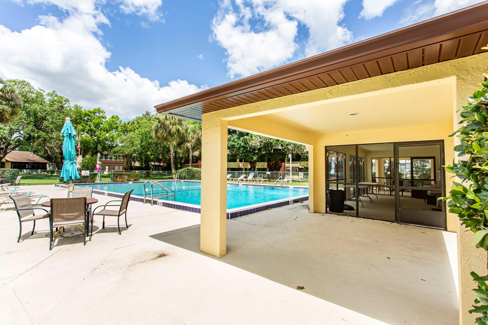 FAIRWAYS/SILVER SHORES CONDO 07 - Residential