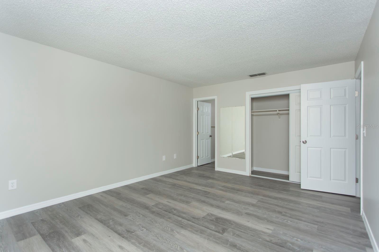 FAIRWAYS/SILVER SHORES CONDO 07 - Residential