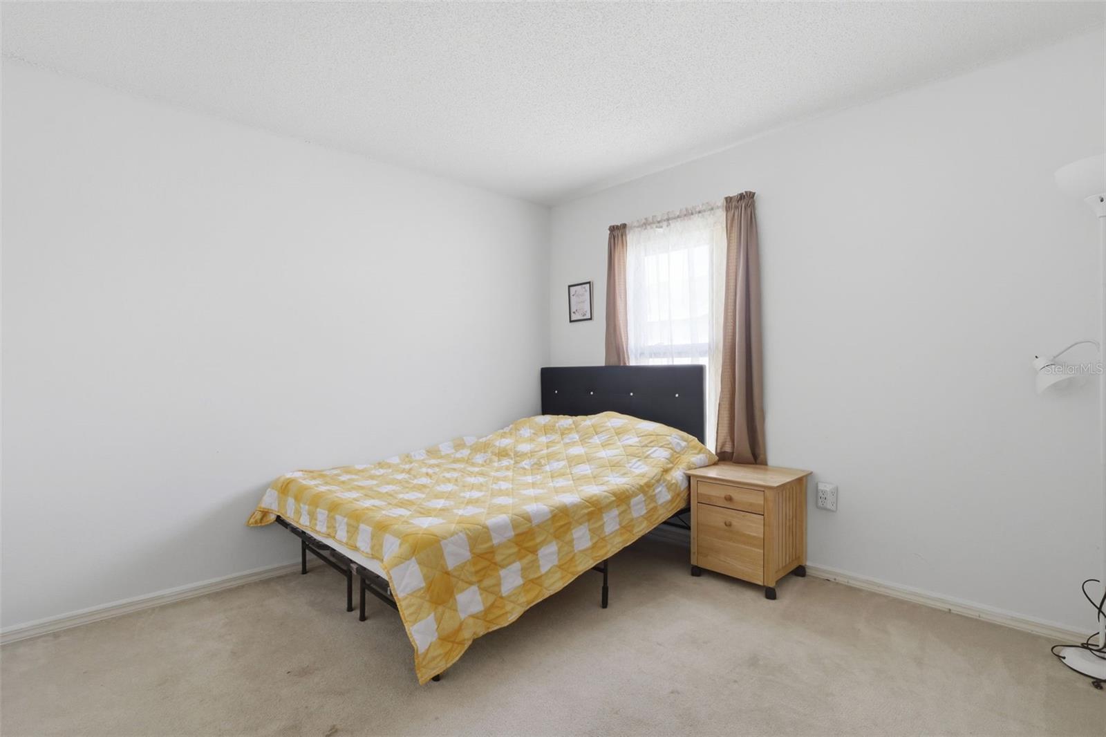 HIGHLAND POINTE - Residential