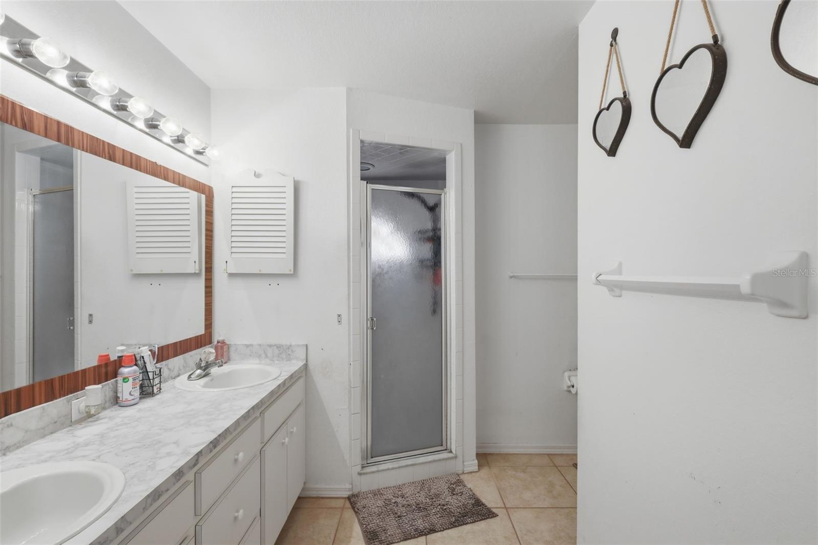 HIGHLAND POINTE - Residential