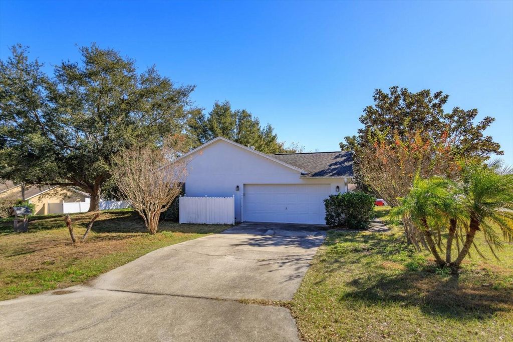 Photo of 11845 Clair Place, Clermont, FL 34711 (MLS # O6380443)