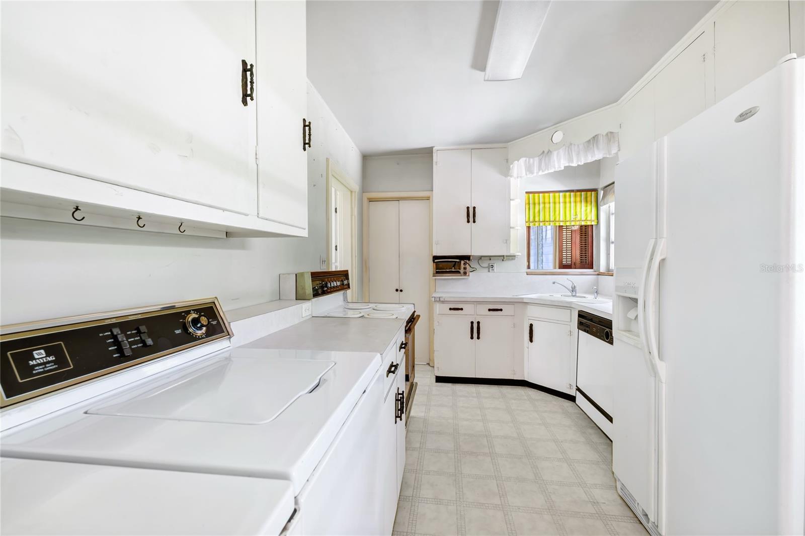 A W GORDONS SUB - Residential