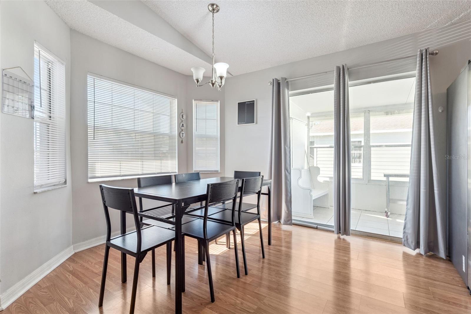 UMATILLA LAKE MARY ESTATES SUB - Residential