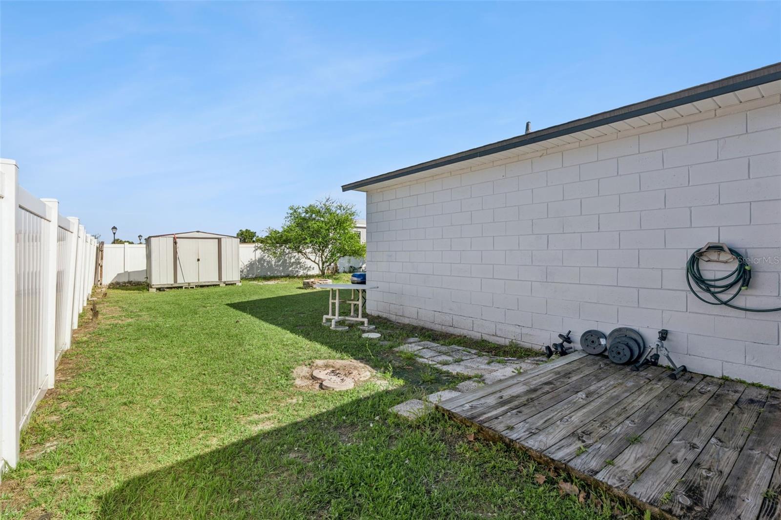 UMATILLA LAKE MARY ESTATES SUB - Residential