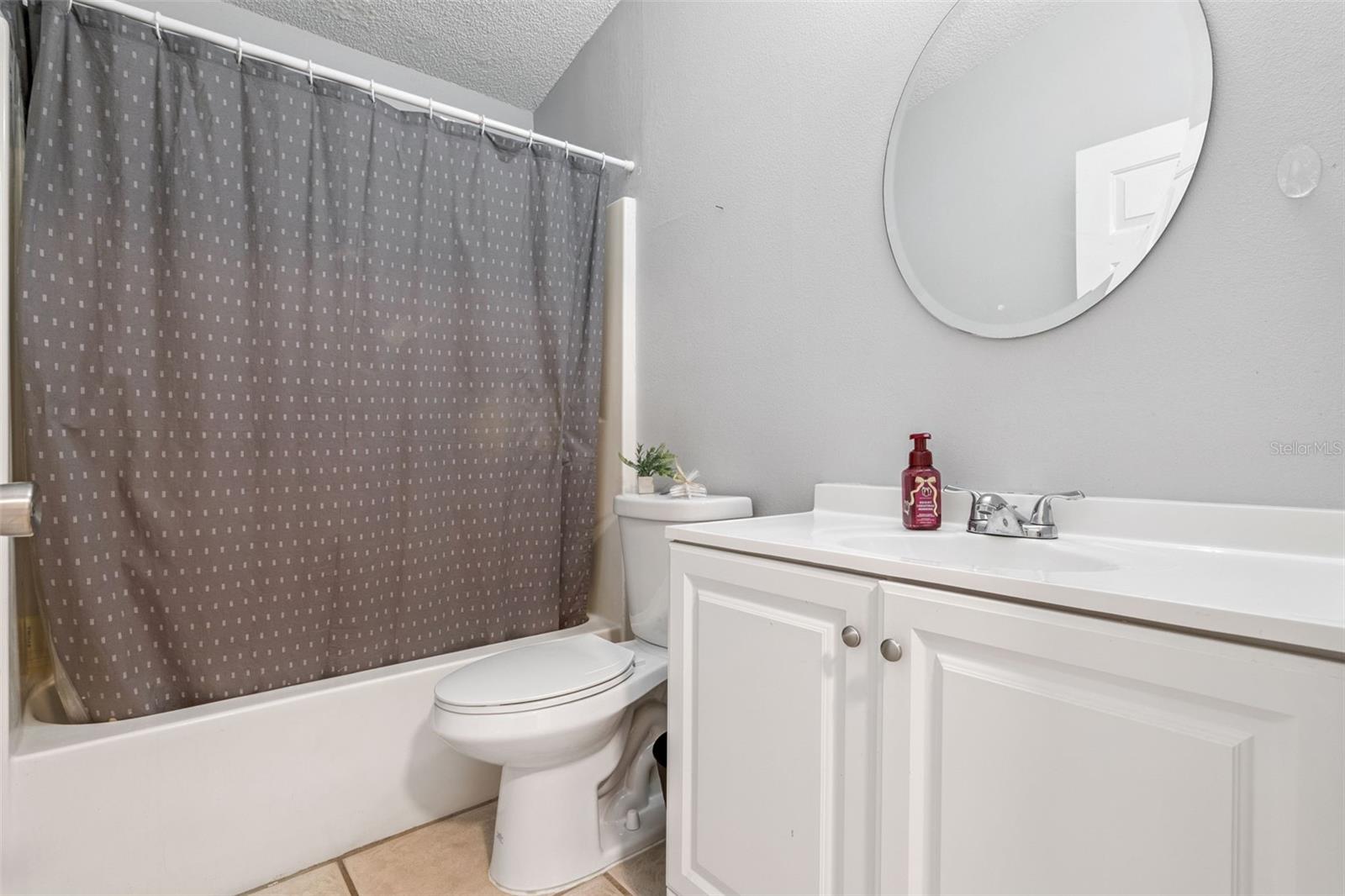 UMATILLA LAKE MARY ESTATES SUB - Residential