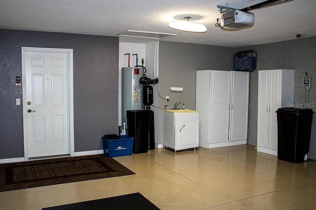 SPRUCE CRK GC - Residential Lease