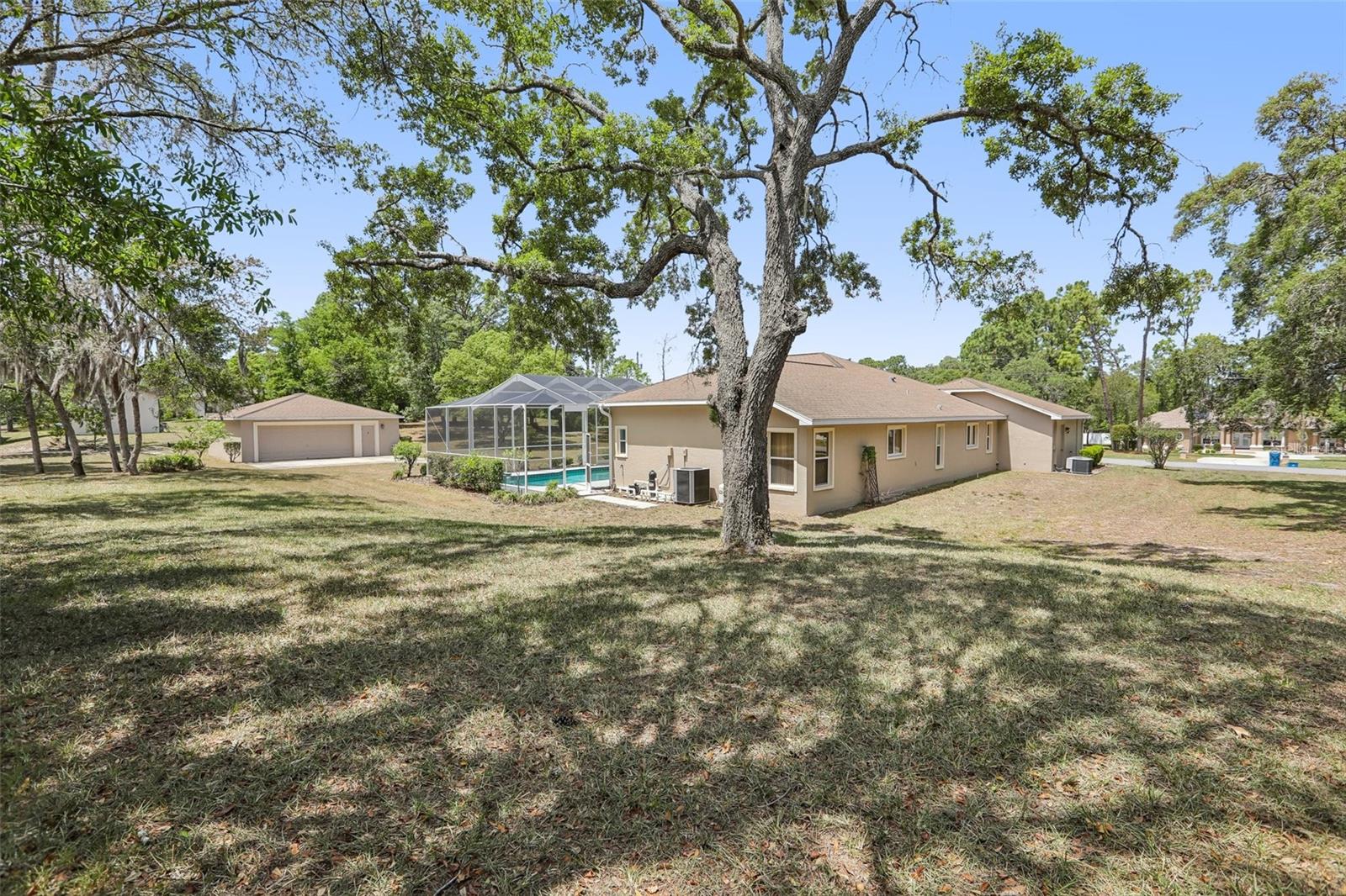 SPRING HILL - Residential