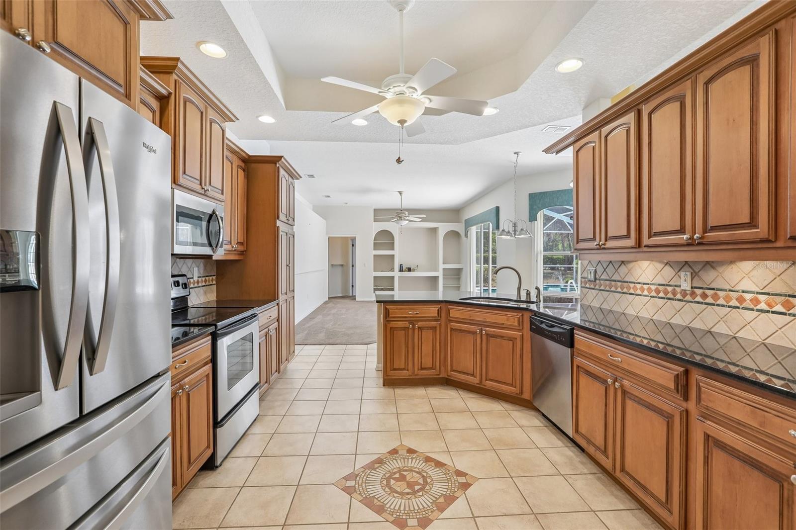 SPRING HILL - Residential