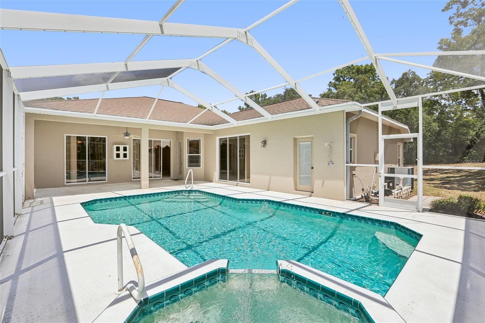 SPRING HILL - Residential