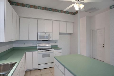 Single Family Residence in DAYTONA BEACH FL 130 KEY COLONY COURT 10.jpg