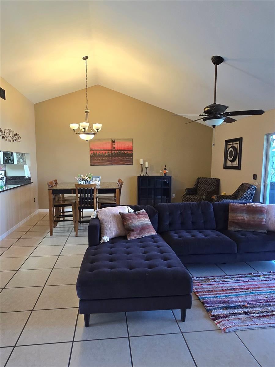 CALA HILLS 02 - Residential