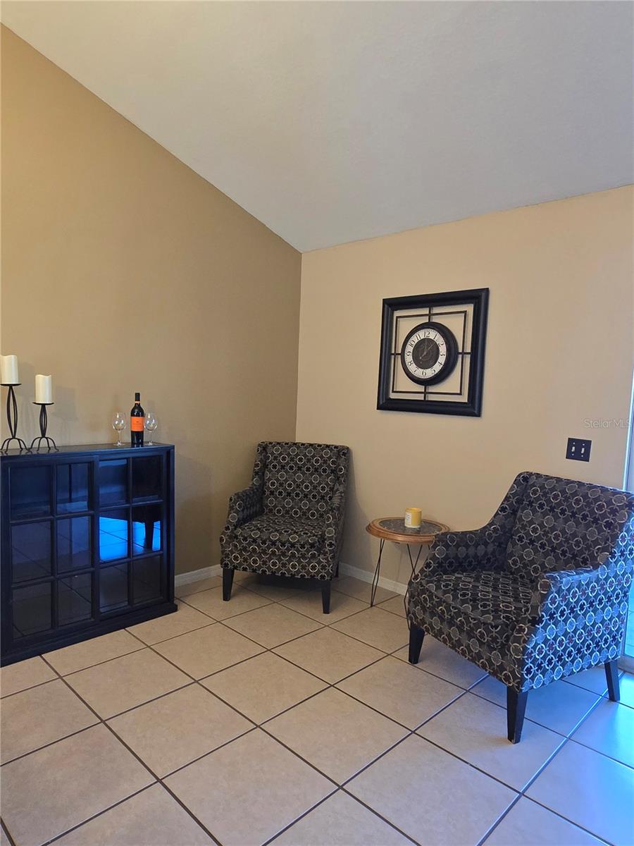 CALA HILLS 02 - Residential