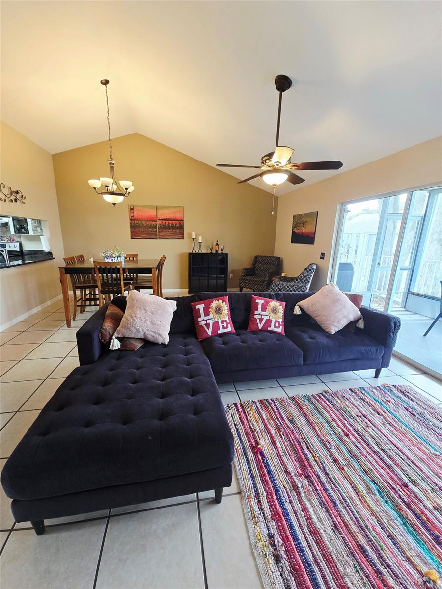 CALA HILLS 02 - Residential