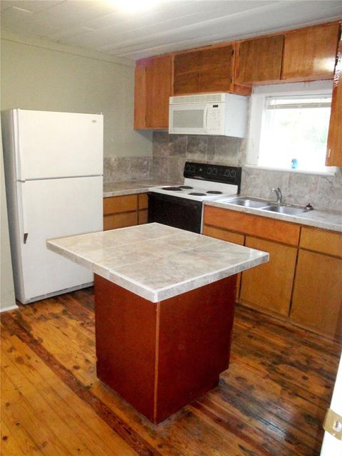 Tiny photo for 2518 NE 14th Avenue, Ocala, FL 34470 (MLS # OM715621)