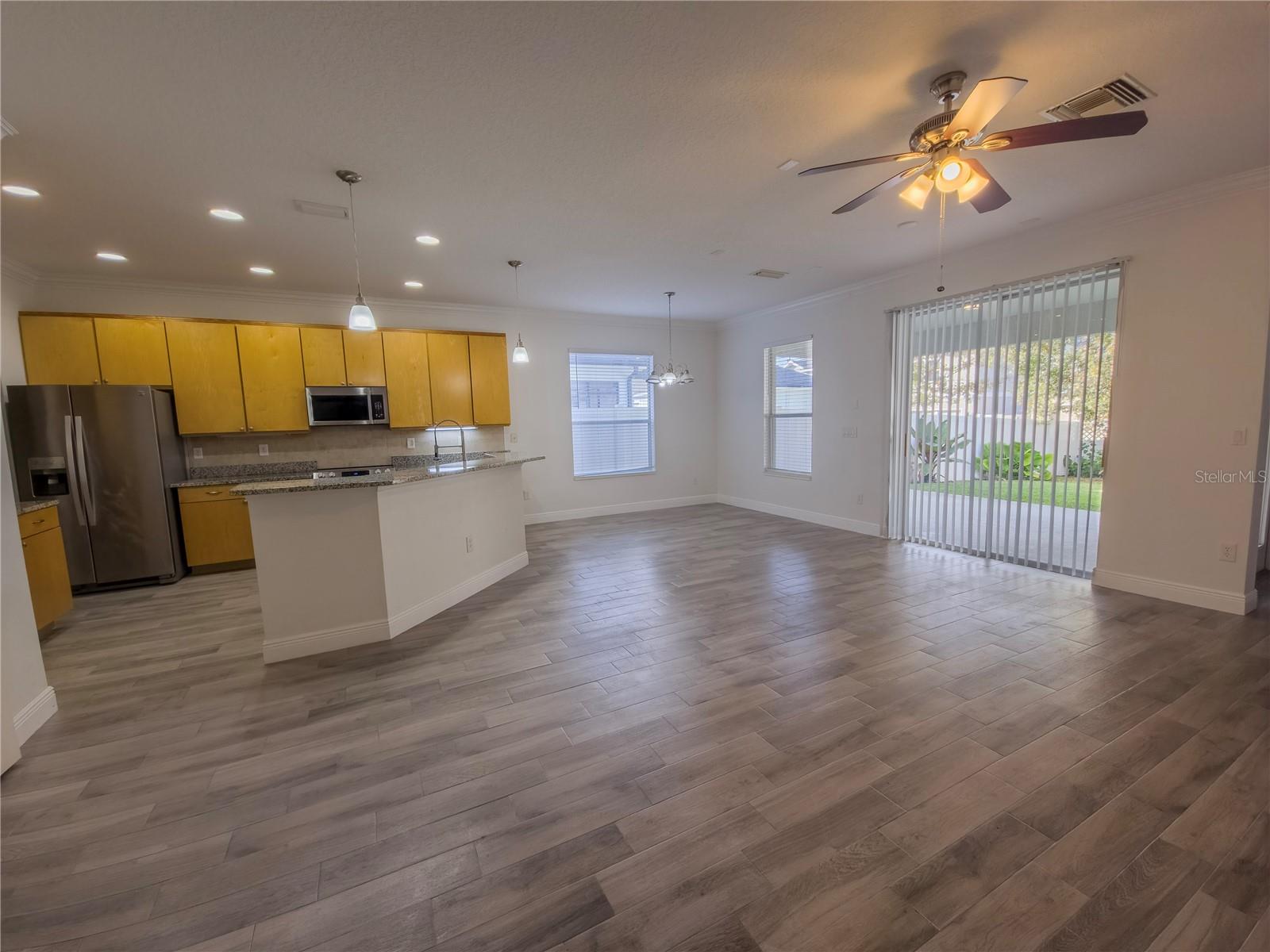 SIGNATURE LAKES PRCL 01C - Residential Lease