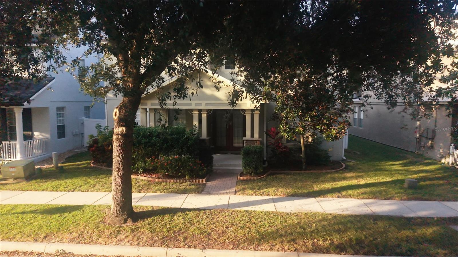 SIGNATURE LAKES PRCL 01C - Residential Lease