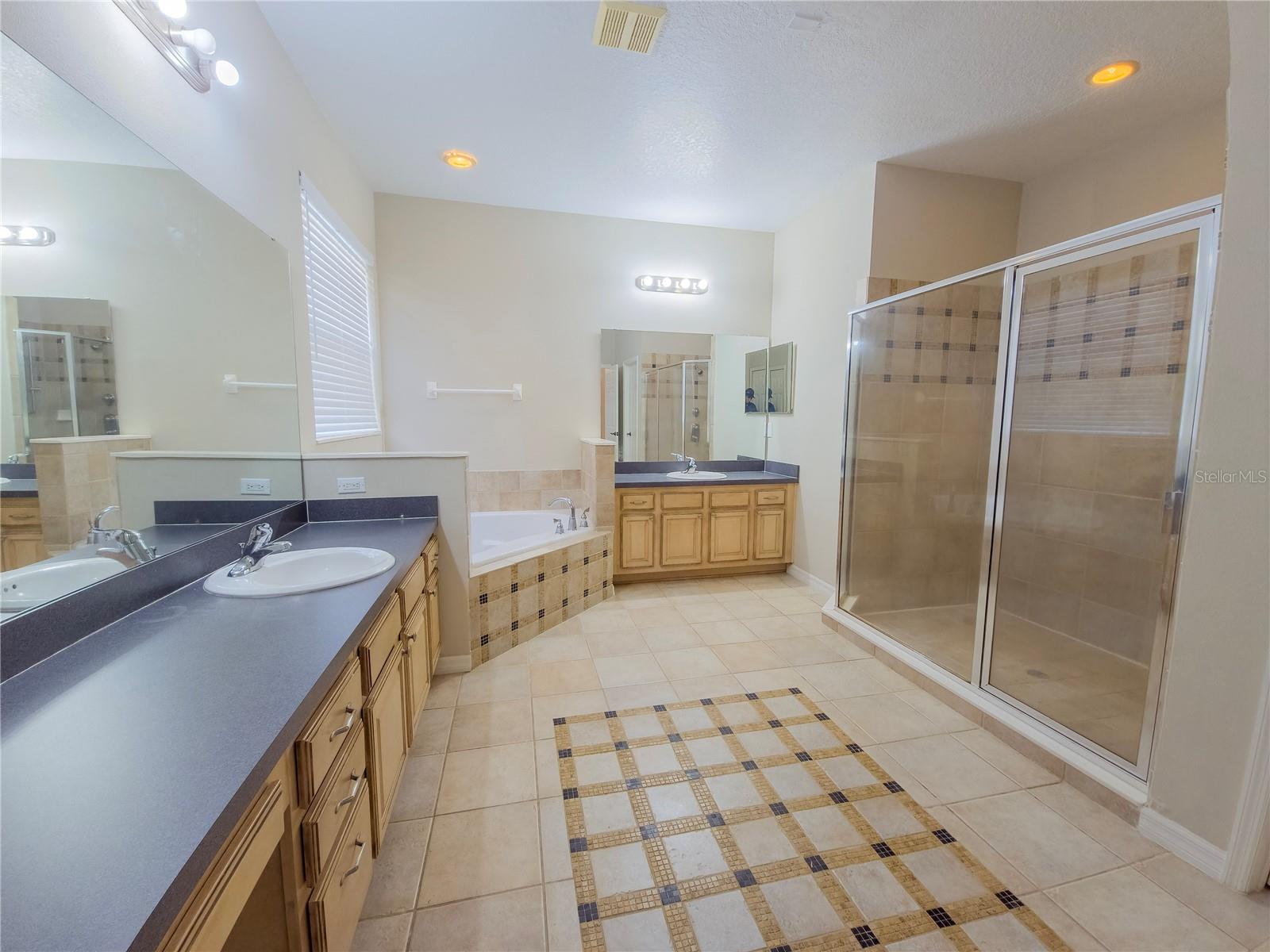 SIGNATURE LAKES PRCL 01C - Residential Lease